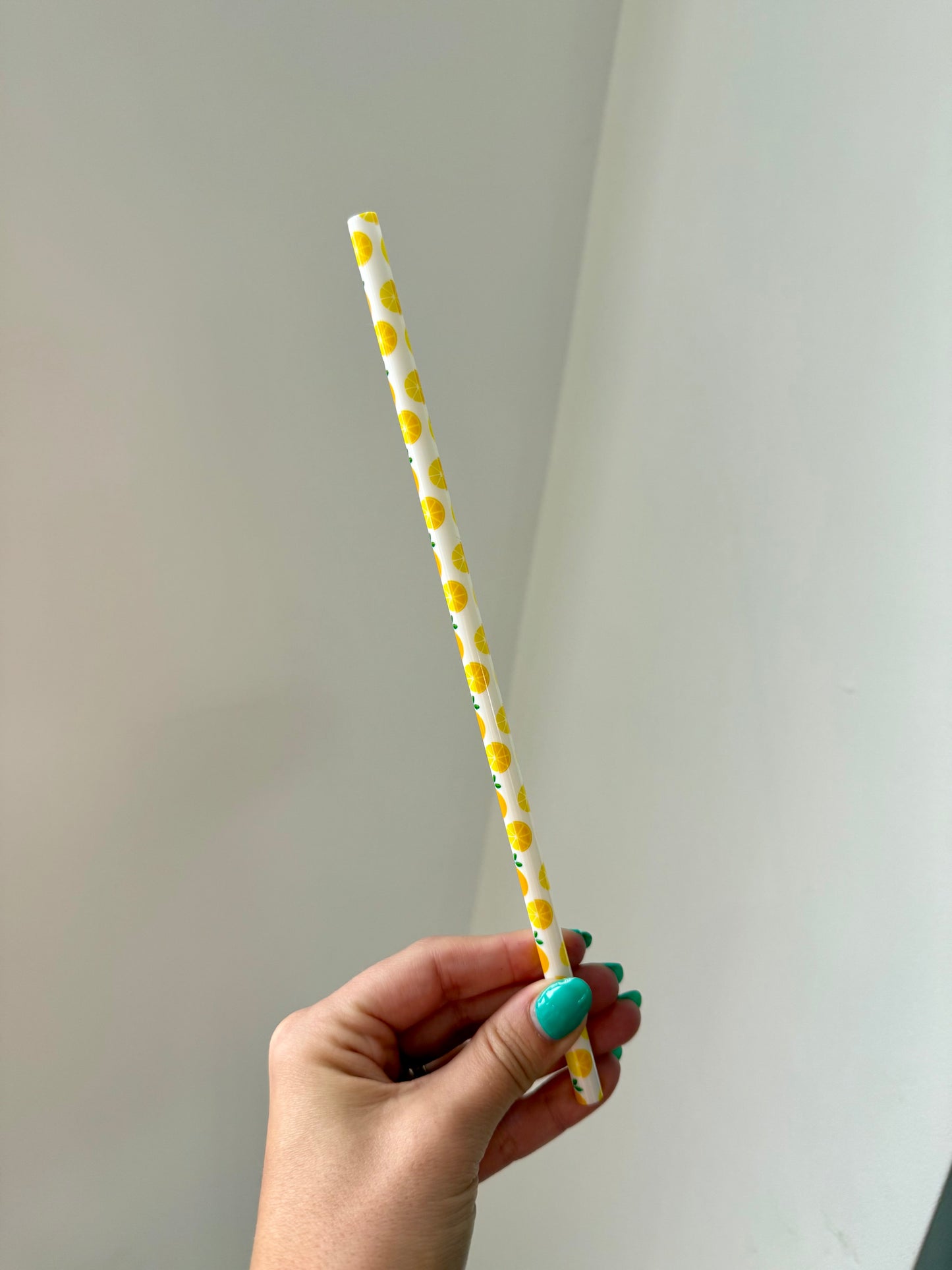 Moyennes Pailles en plastique à motifs
