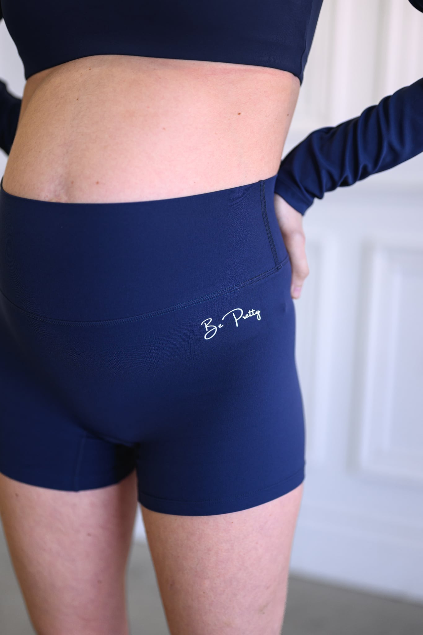 Le biker short Mylou Bleu Nocturne