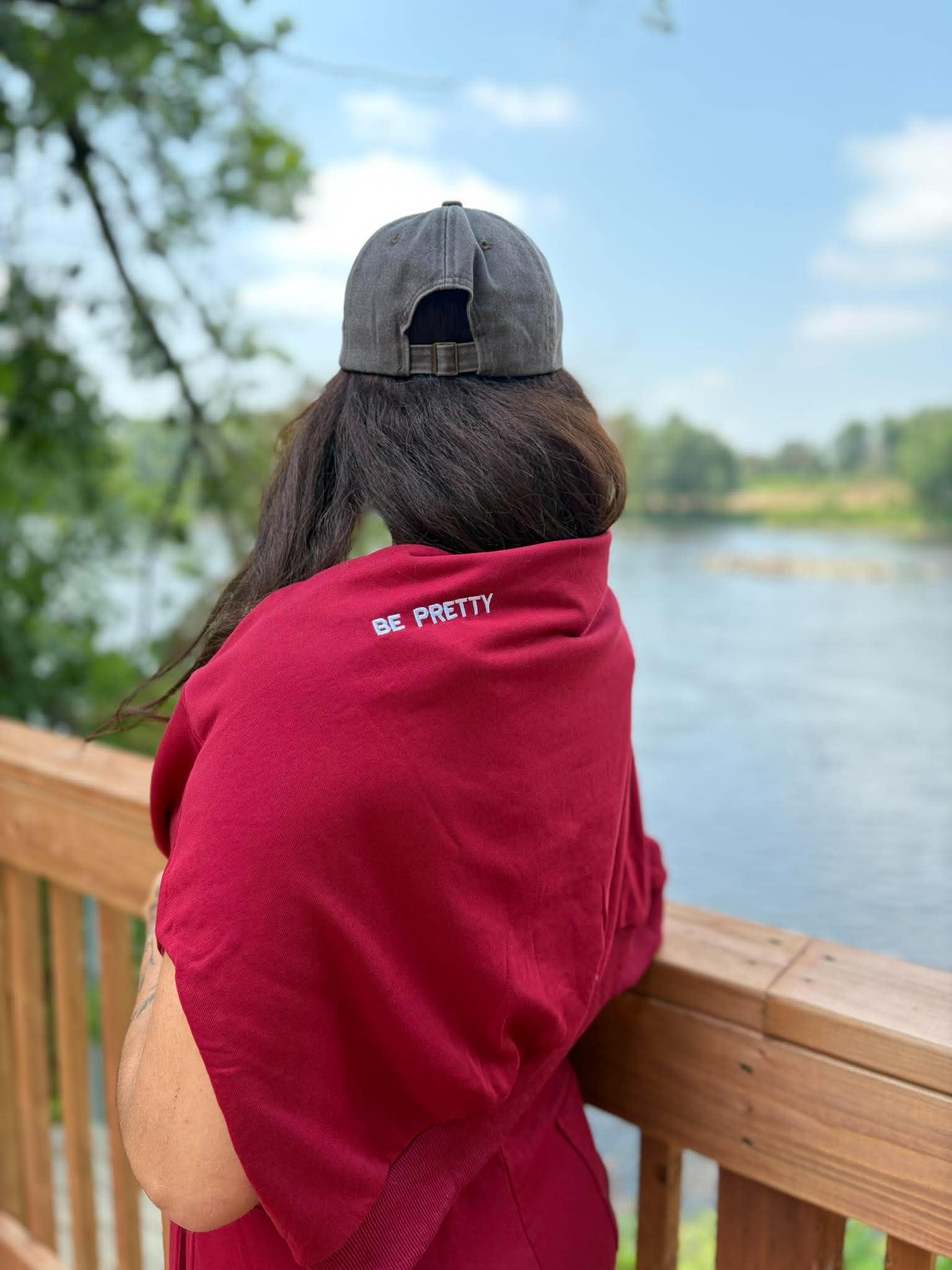 Le Crewneck Refuge «Merlot»