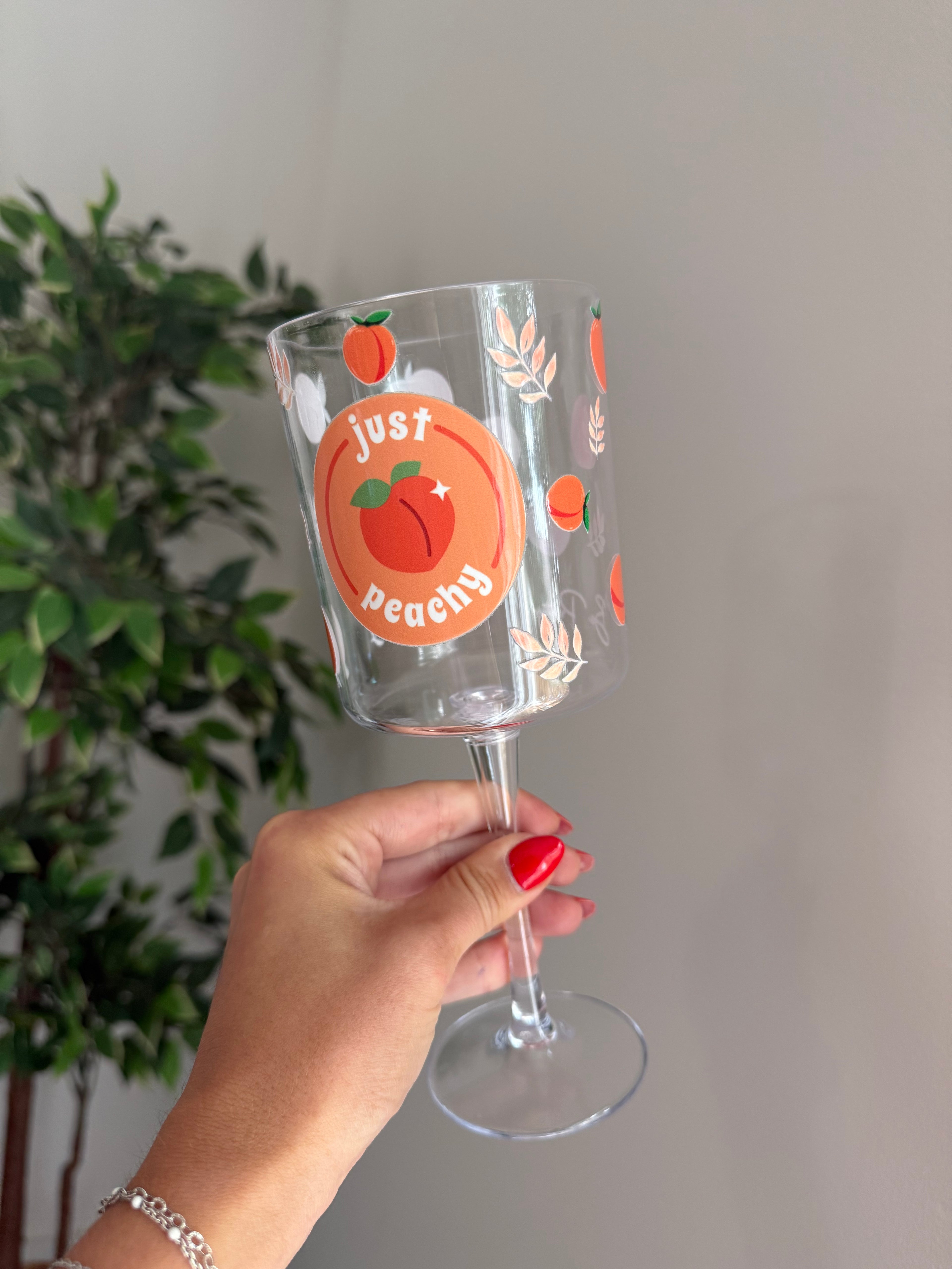 Coupe à vin en acrylique « Just peachy »