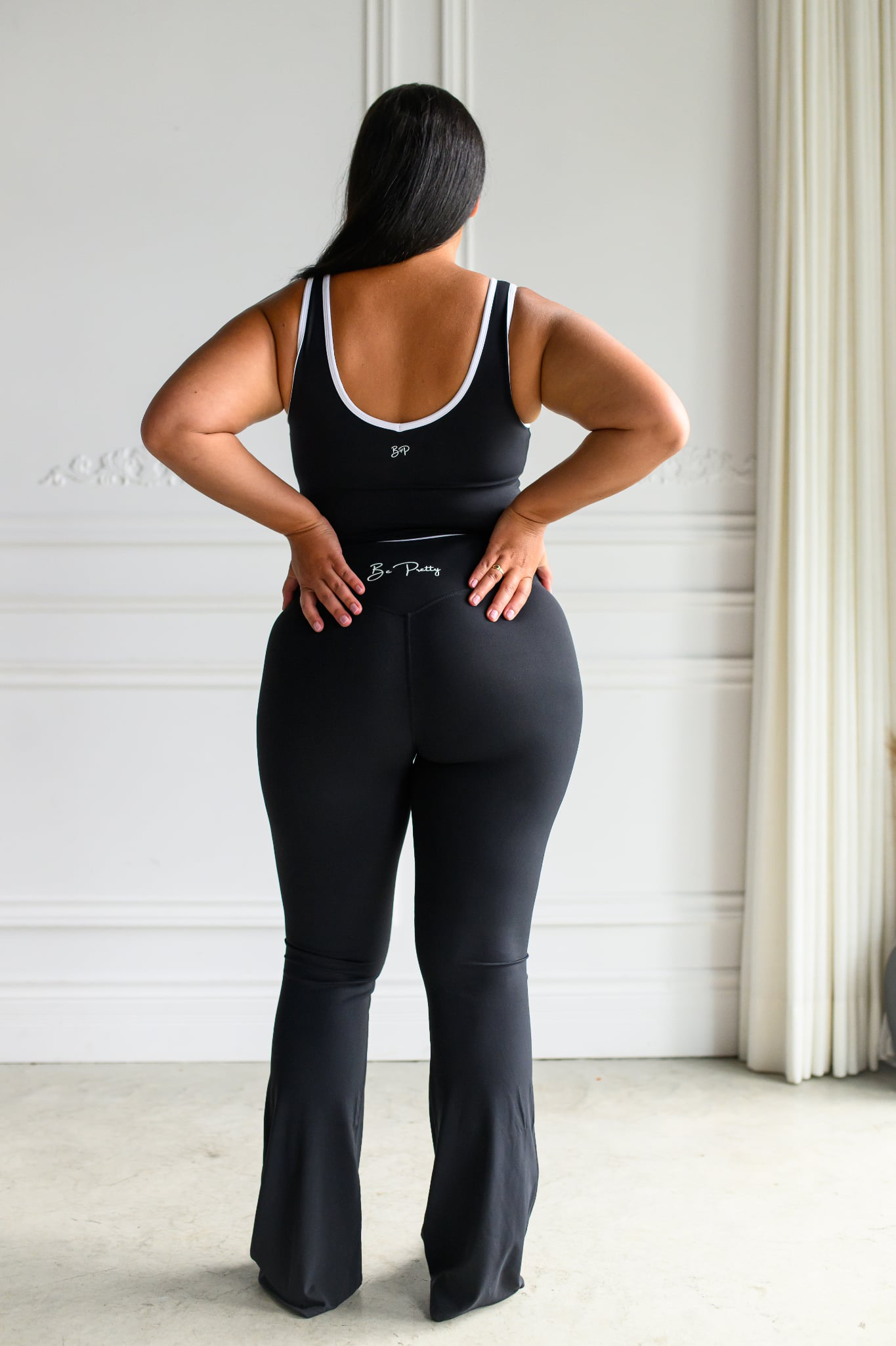 Le legging Flare noir