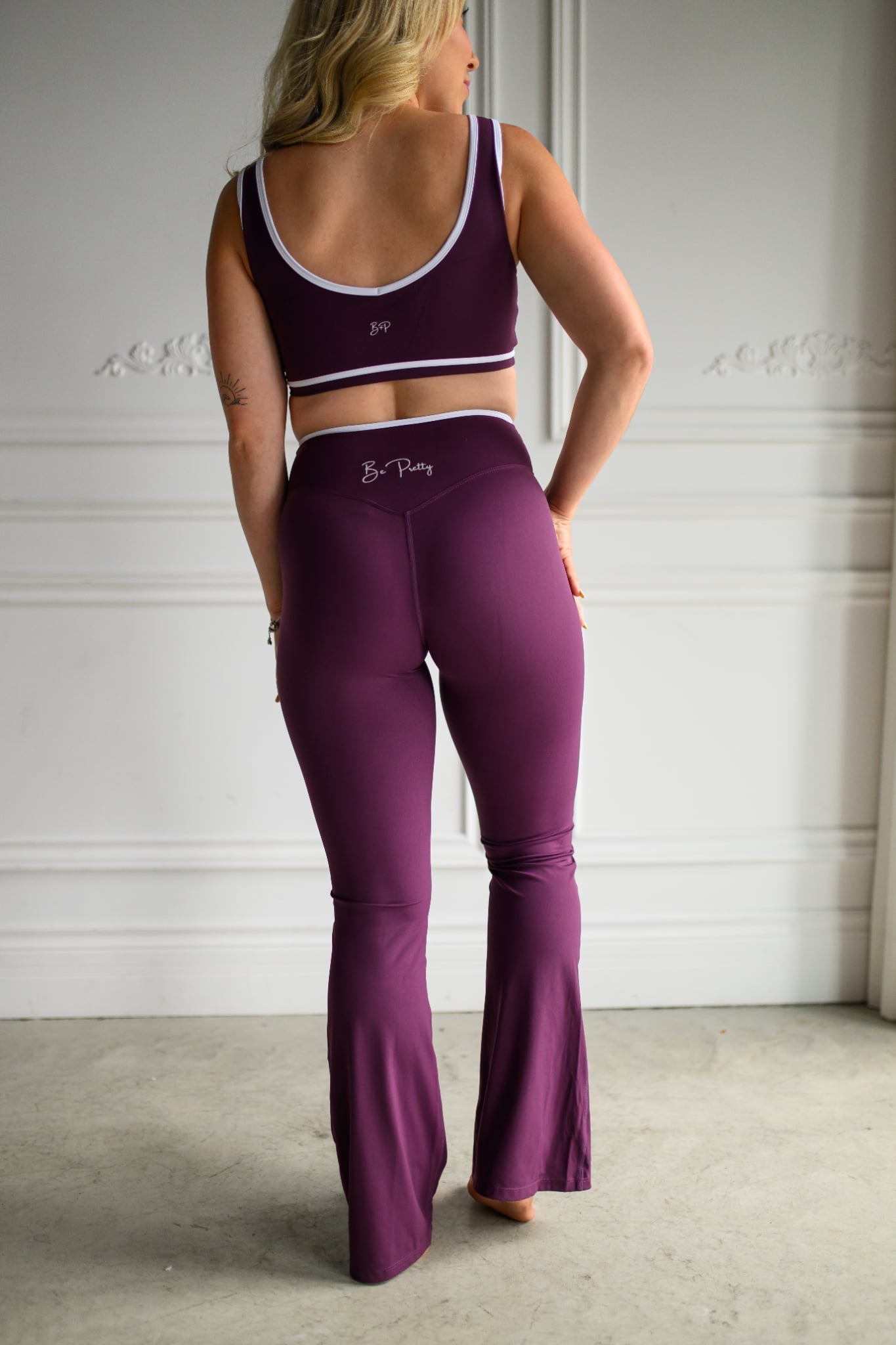 Le legging Flare Aubergine