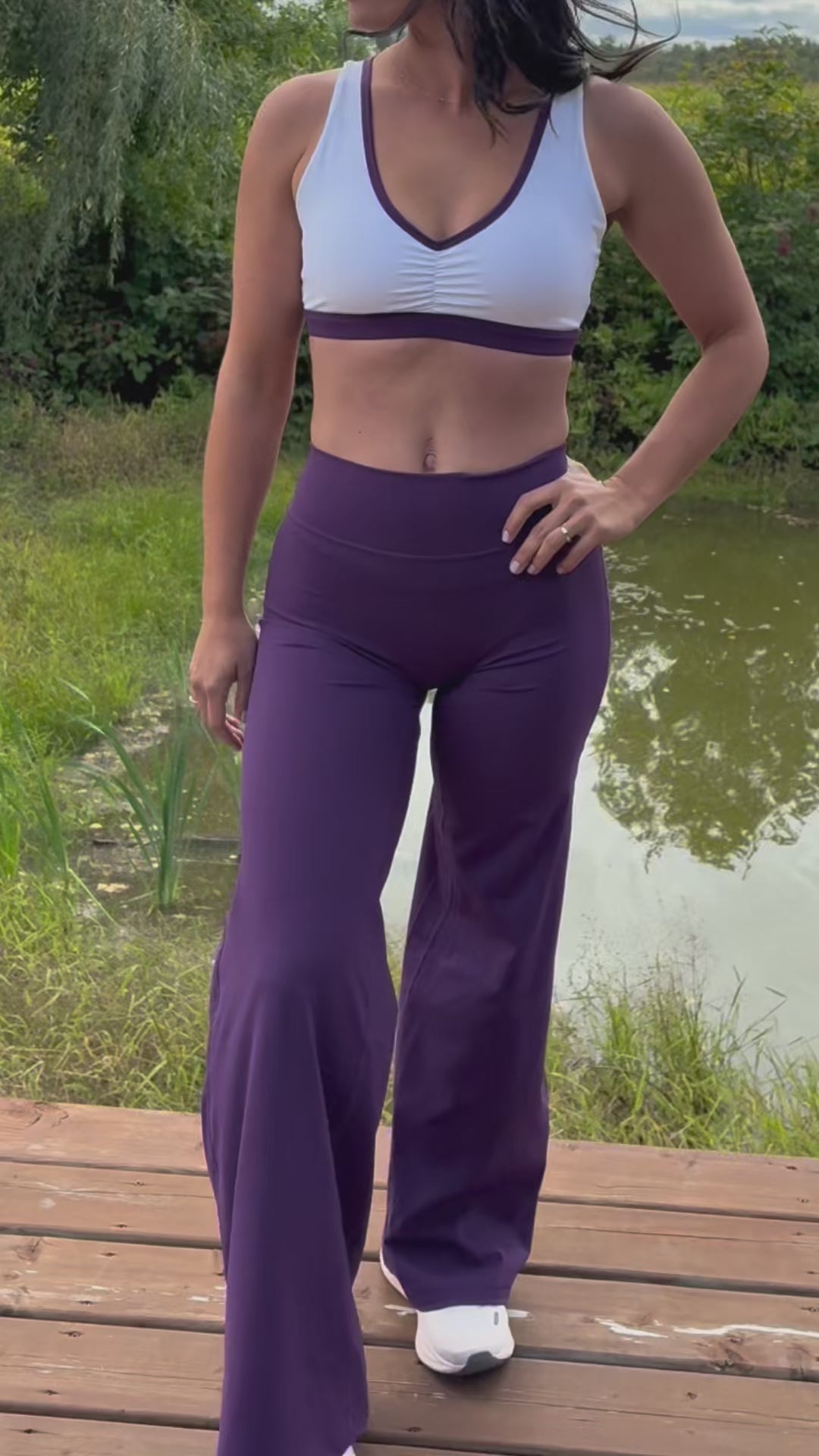 Le Pantalon Flare Signature Raisin